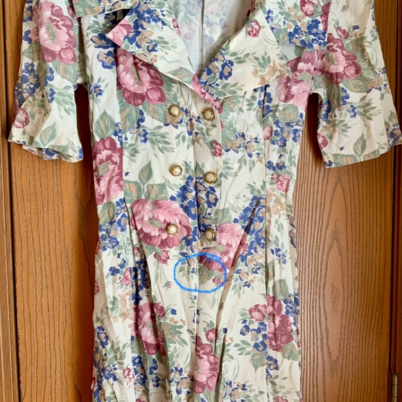 VINTAGE 80’s L.A. GAL FLORAL DOUBLE BREASTED SKORTS SIZE 13/14 WITH SMALL TEAR - Picture 8 of 8